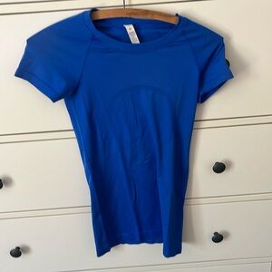 Lululemon pool side blue swiftly, tech size 2